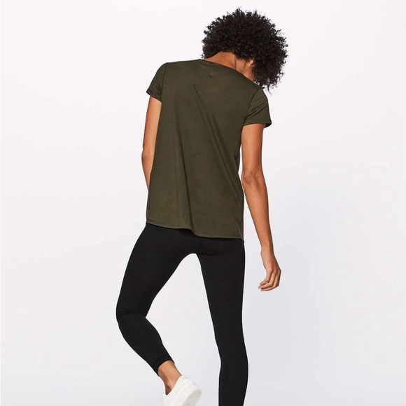 Lululemon Knot A Problem Tee in Dark Olive - Picture 2 of 10